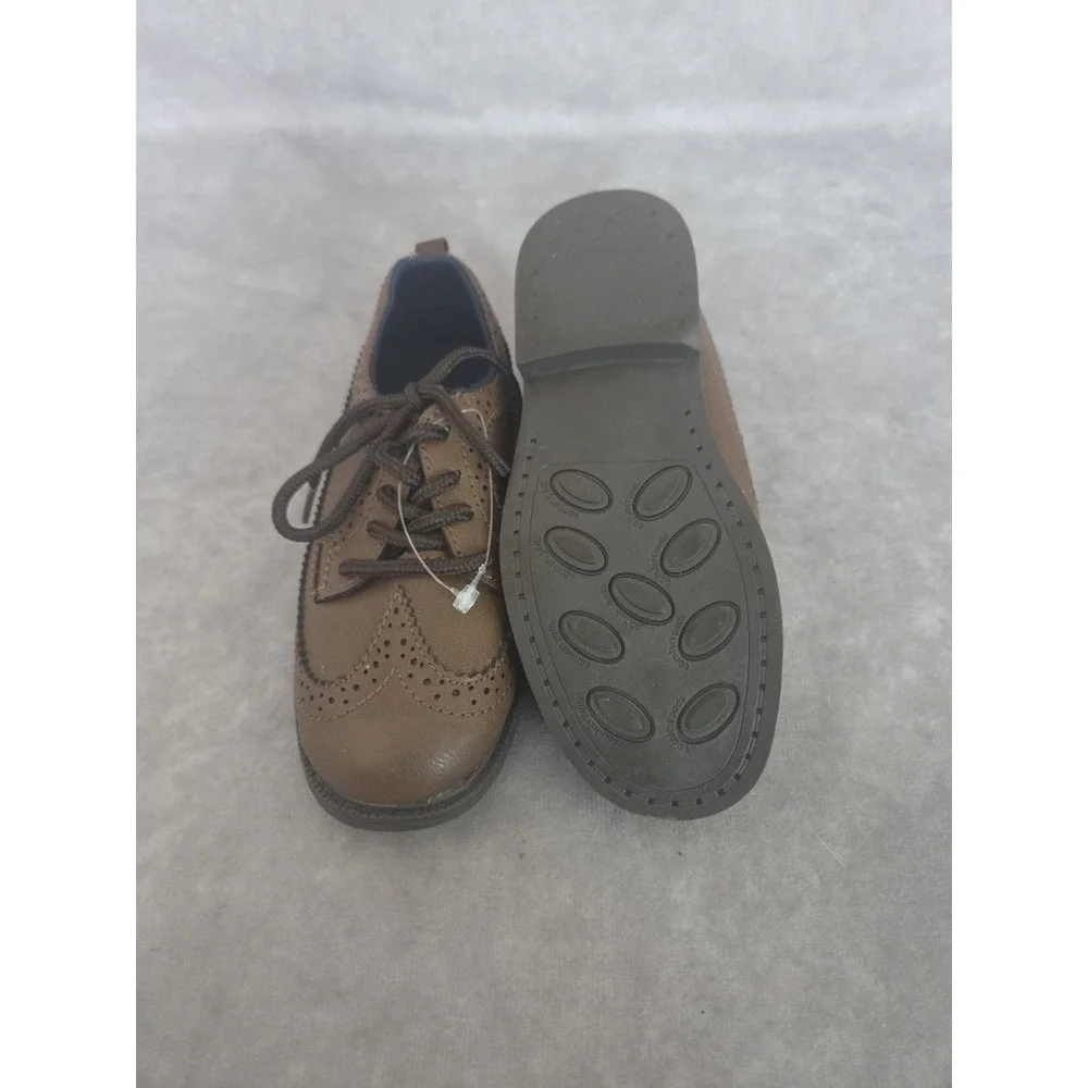 Carters Boys Brown SZ 9 Dress Shoes